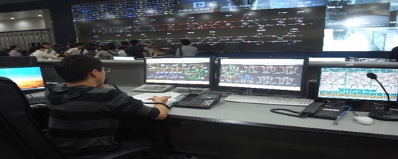 科技护航地下动脉 地铁调度员与信息系统维护的挑战与价值